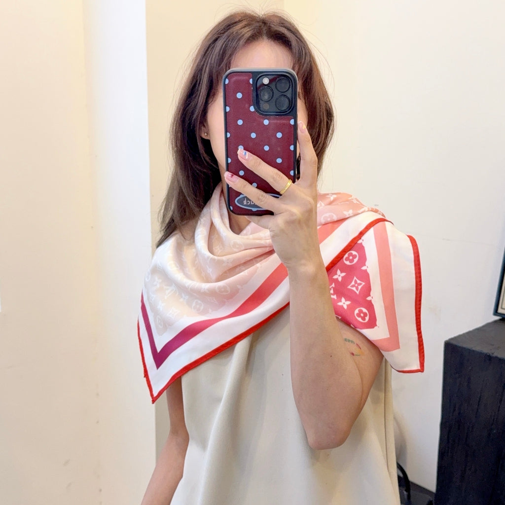 W1Z35E211 Popular Silk Scarve