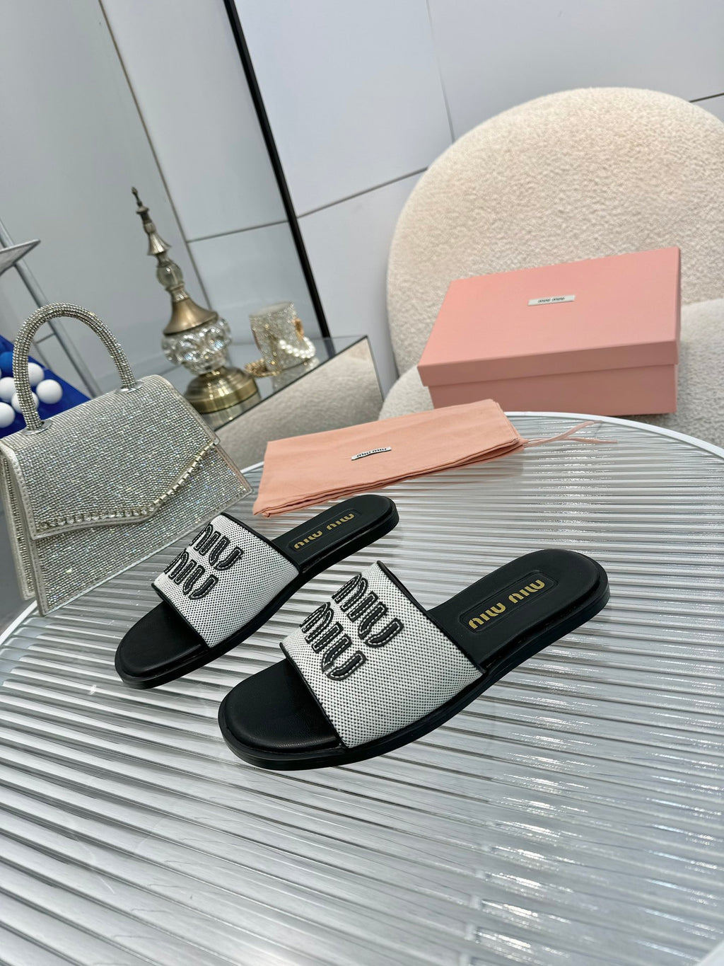 Z2N75E34  Popular leather shoes