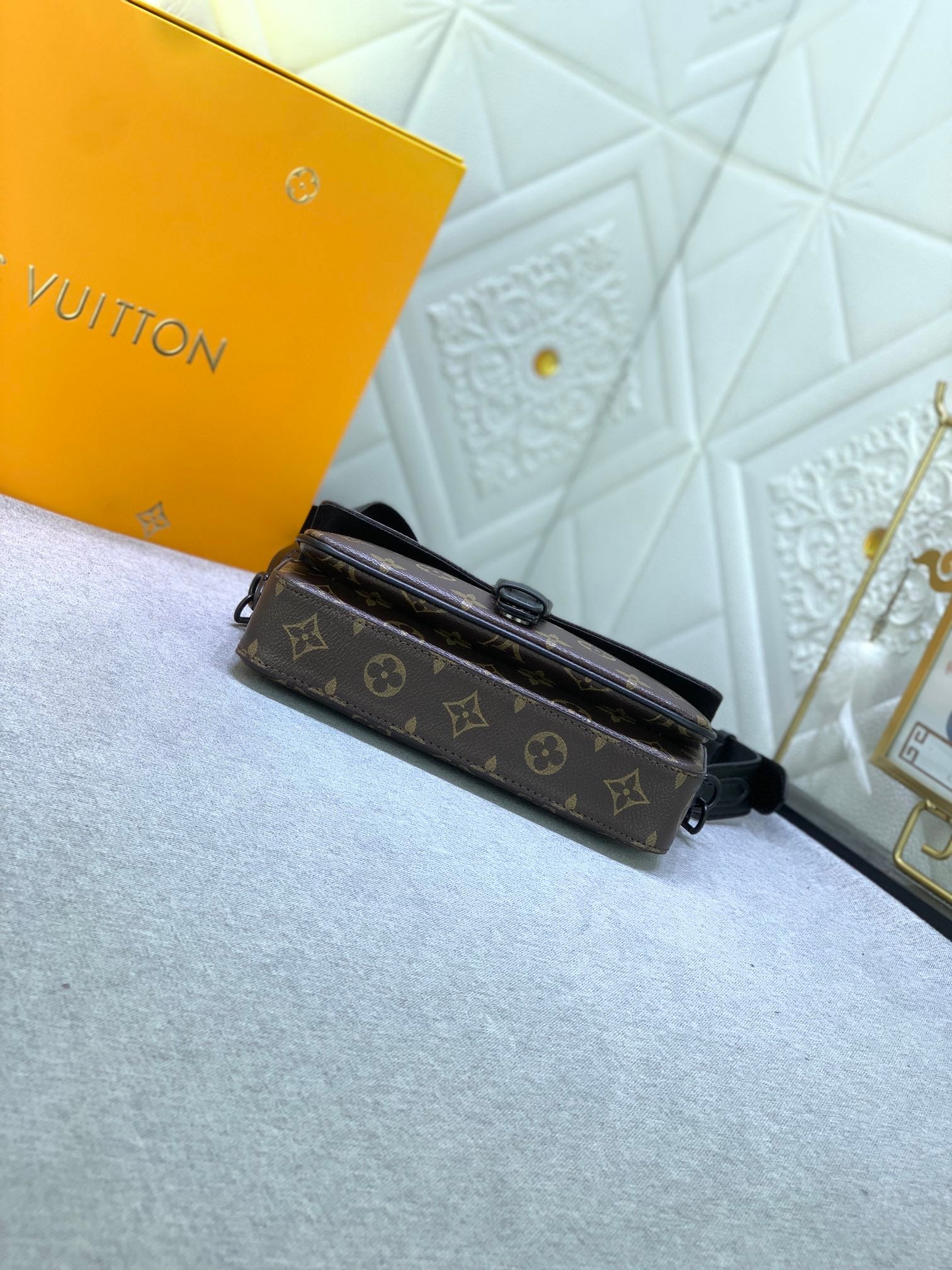 B12X64E465 Popular   leather bag