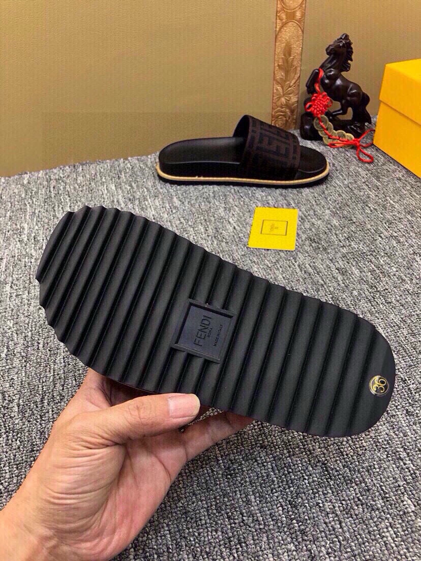 Z5Z35F285 Popular Slippers