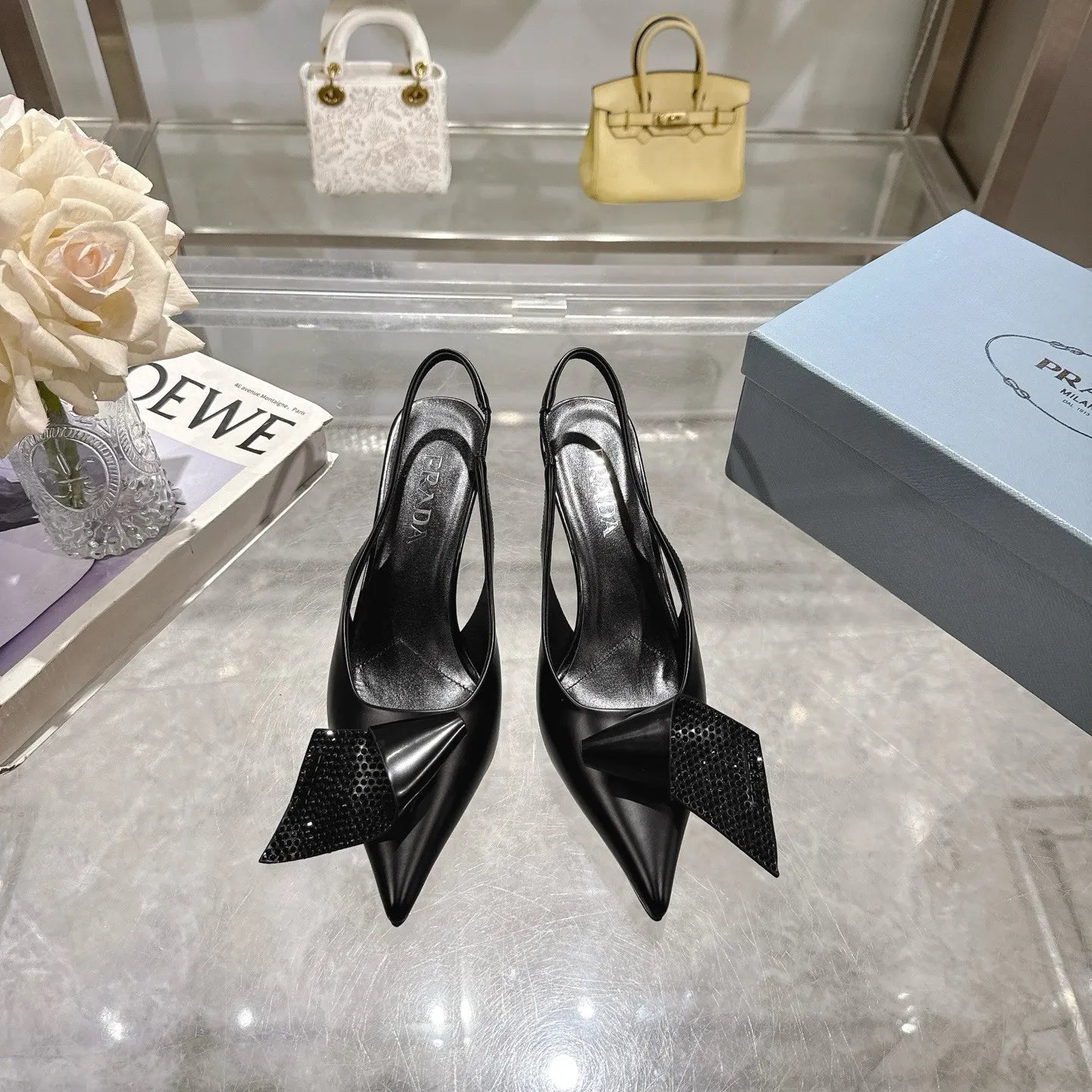 Z2Q55P41 Popular  leather High heels