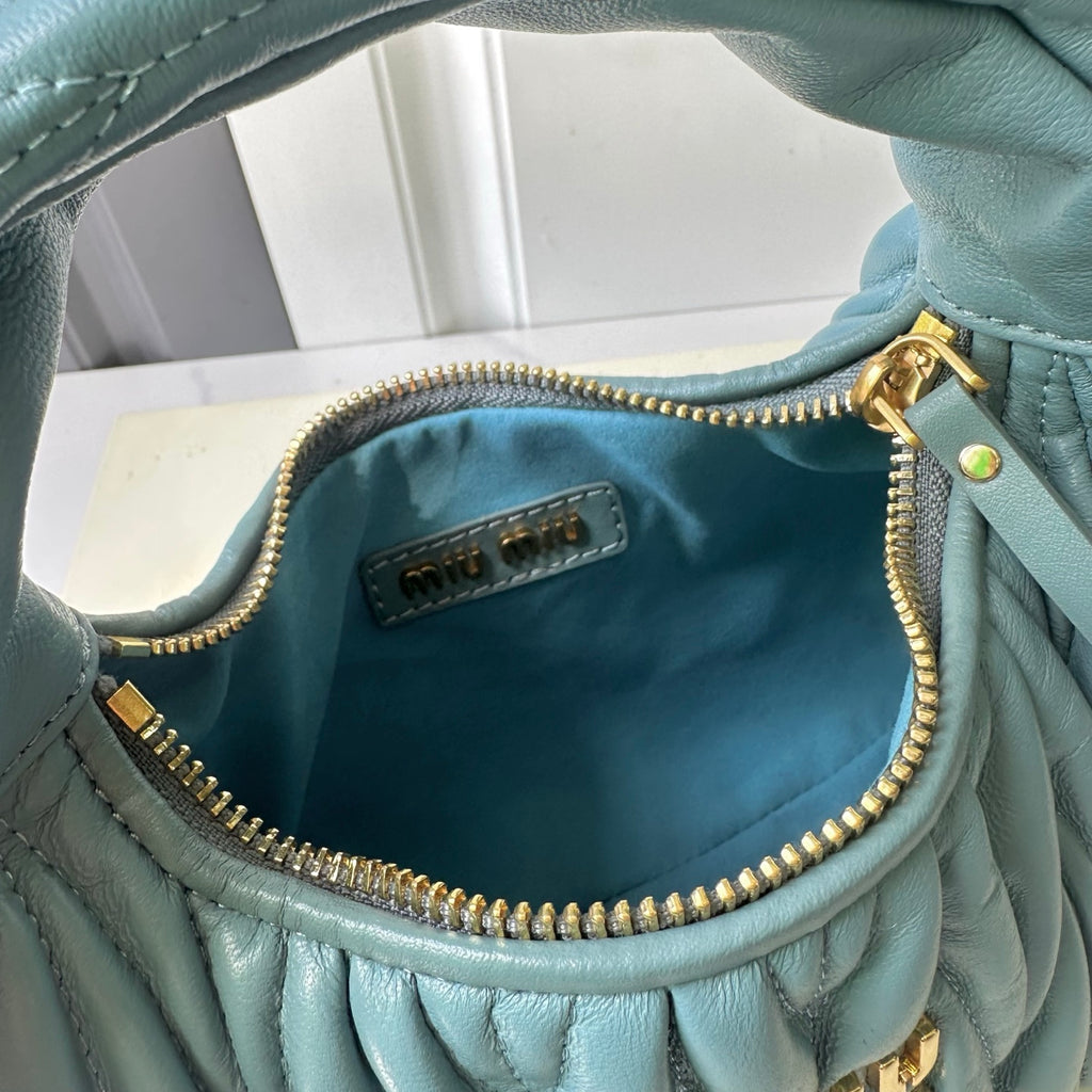 B1P46A116 Popular leather bag