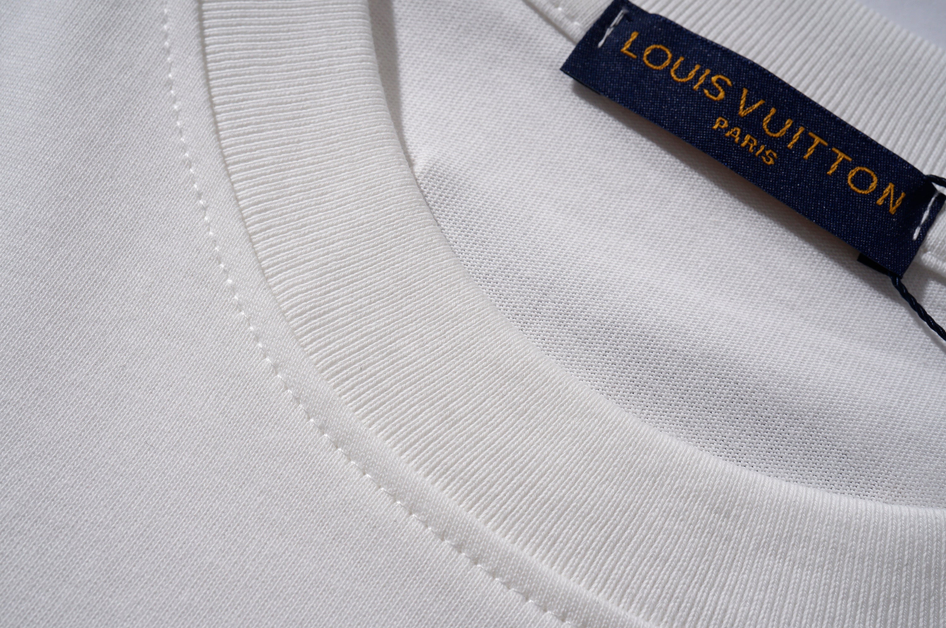U1R45E141 Popular T-shirt