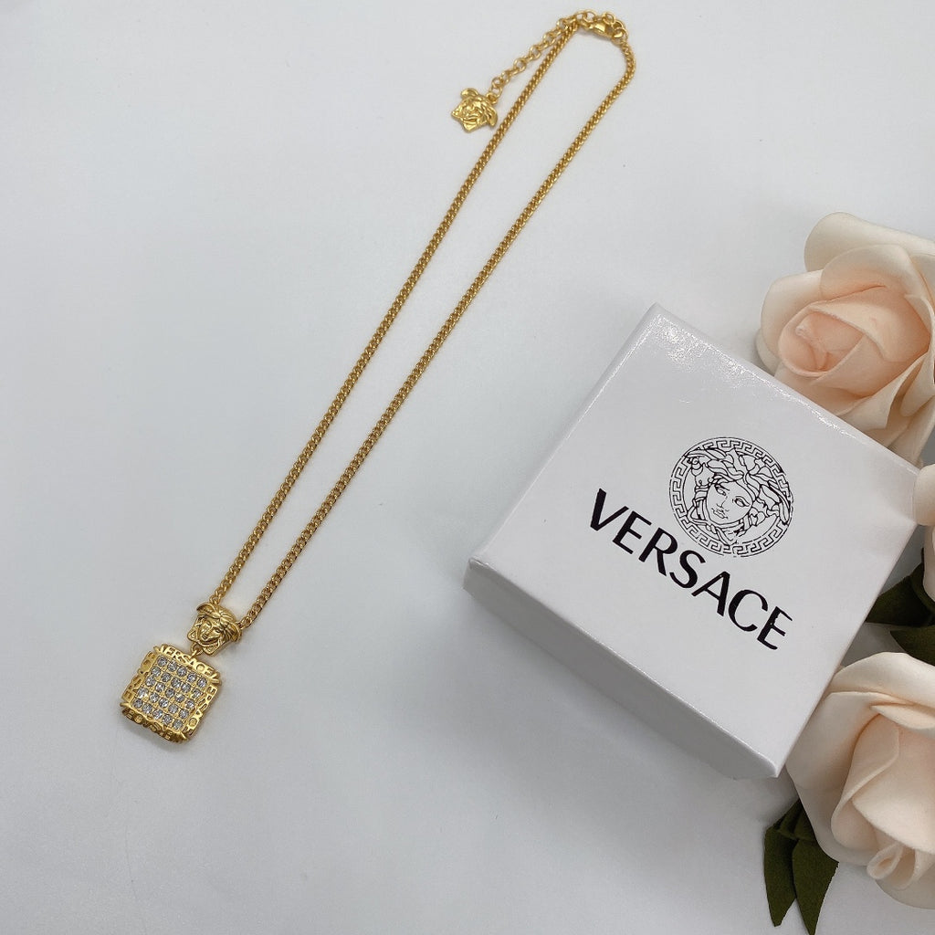 X1R75V94X Popular   Necklace