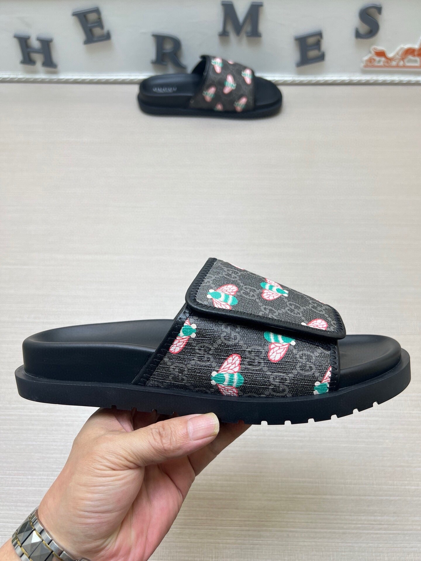Z5WB240 Popular Slippers