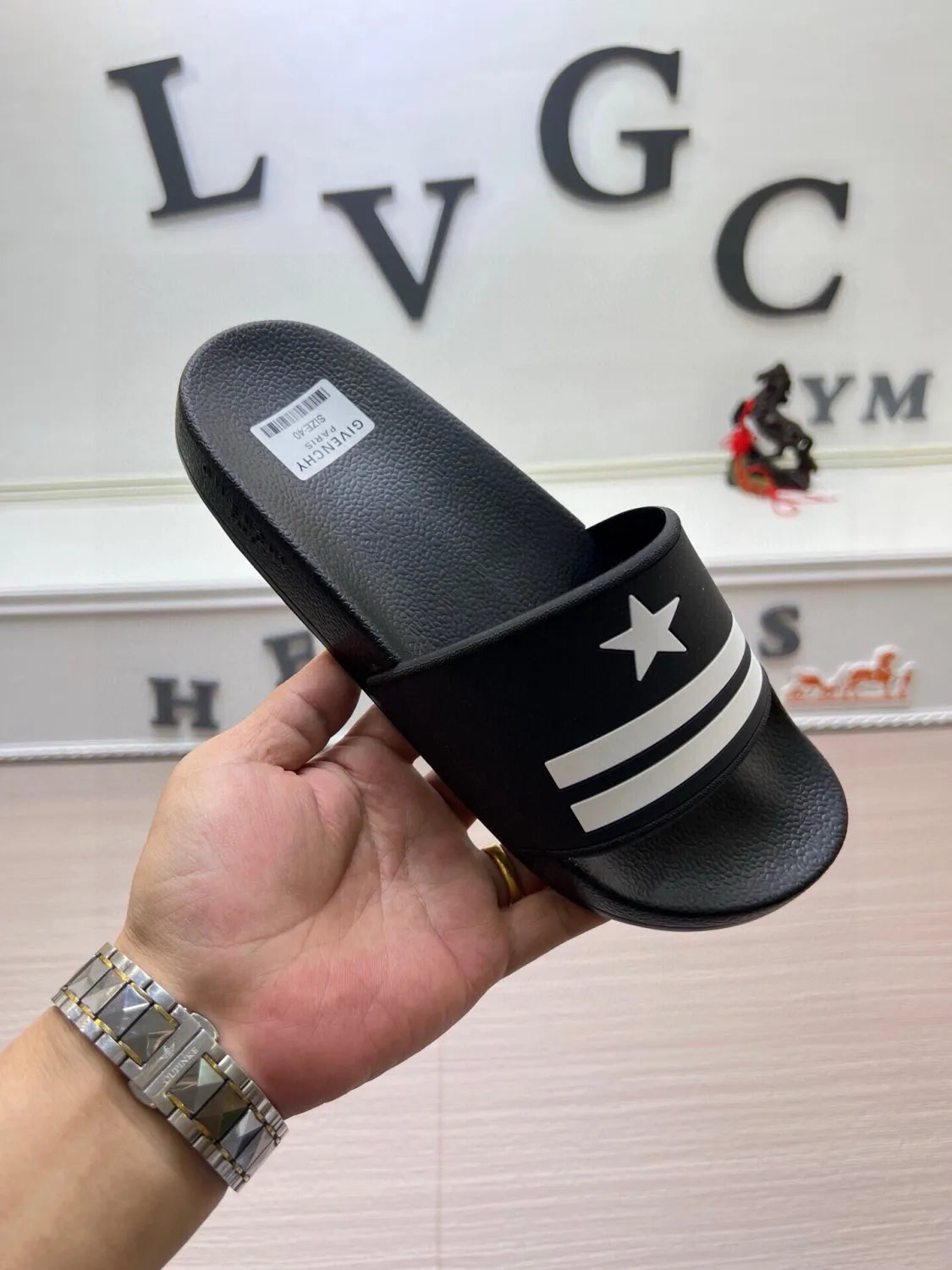 Z5Z35GV263  Popular Slippers