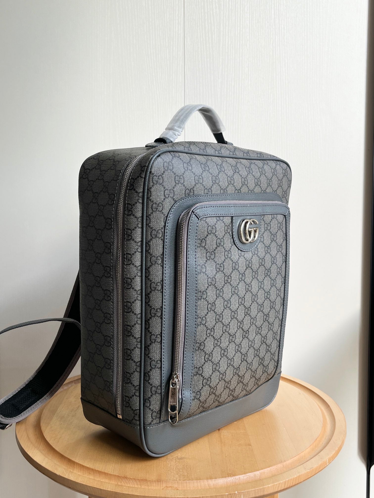 B1R15B128 Popular leather bag