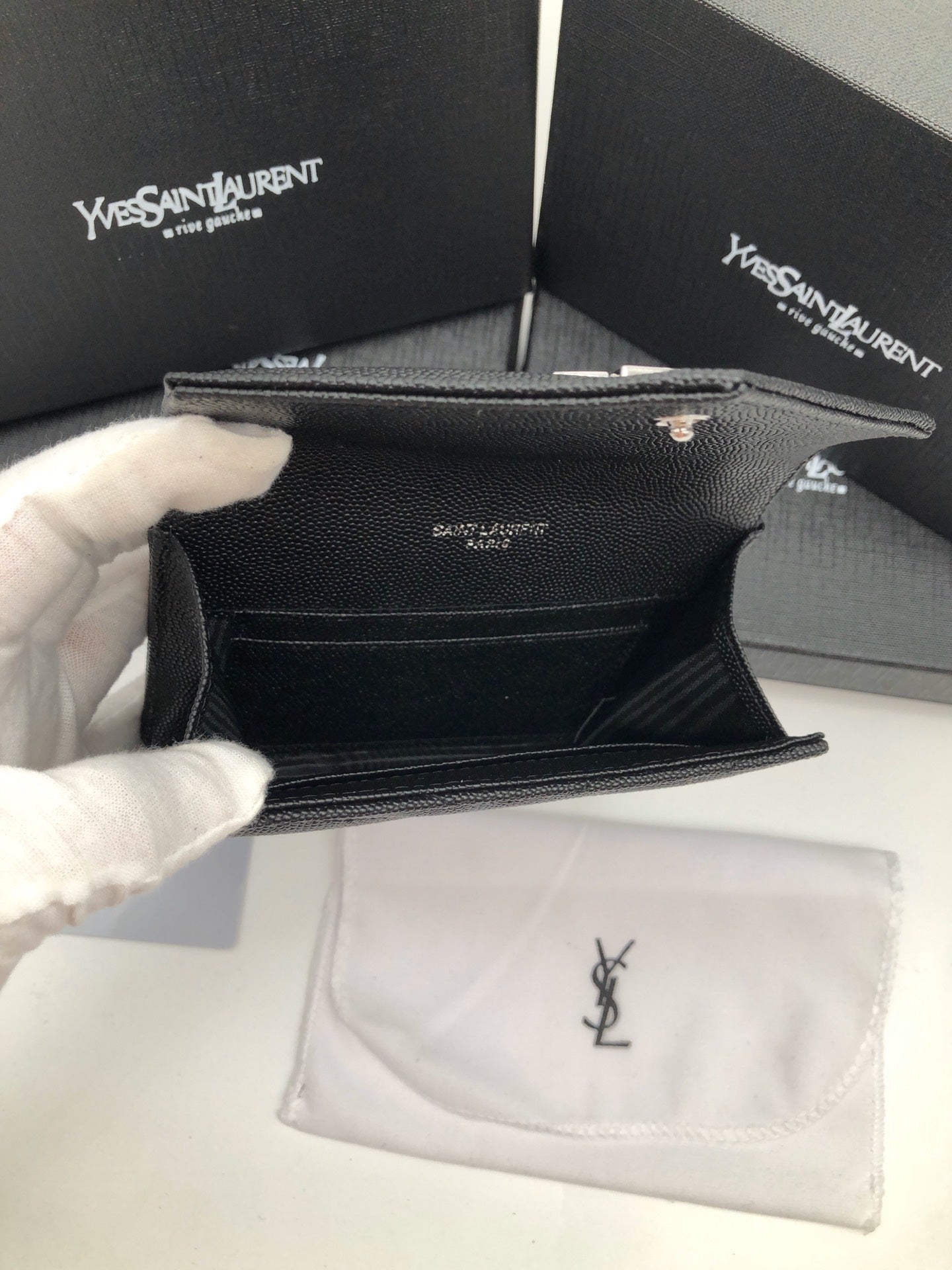 B1P36SL13 Popular card holder