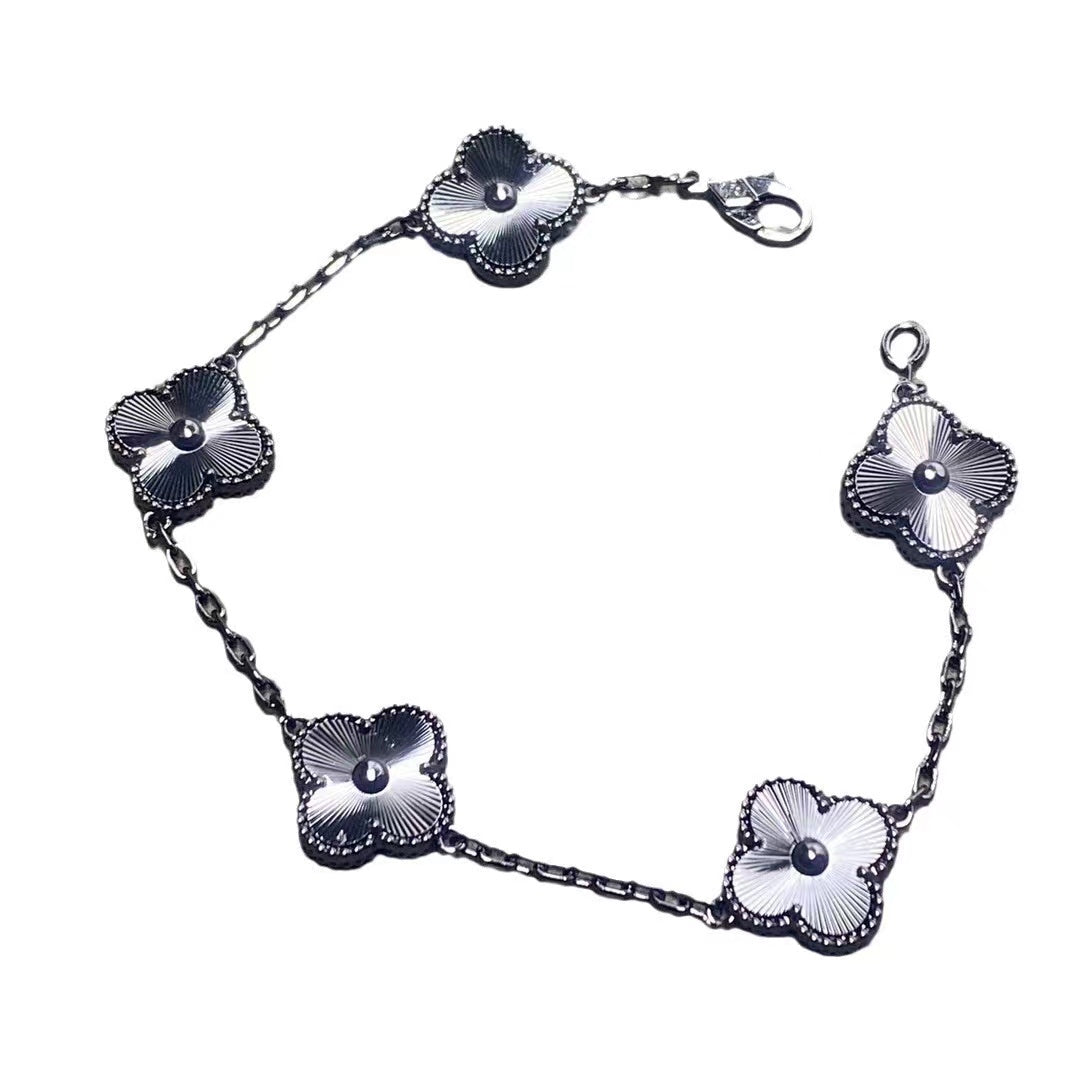 X5X94VA185K  Popular rings,earrings, bracelets,necklaces