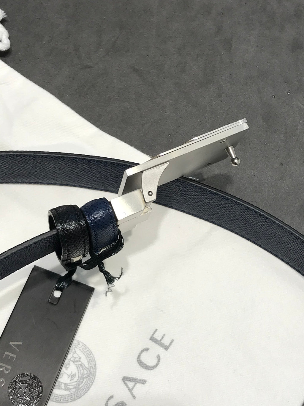 P1Q64V84 Popular  High quality belt With full package