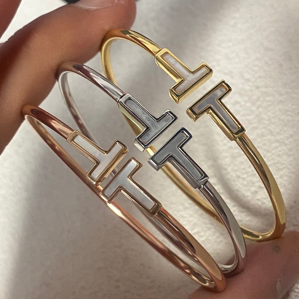 X1Q85T30K  Popular Bracelets
