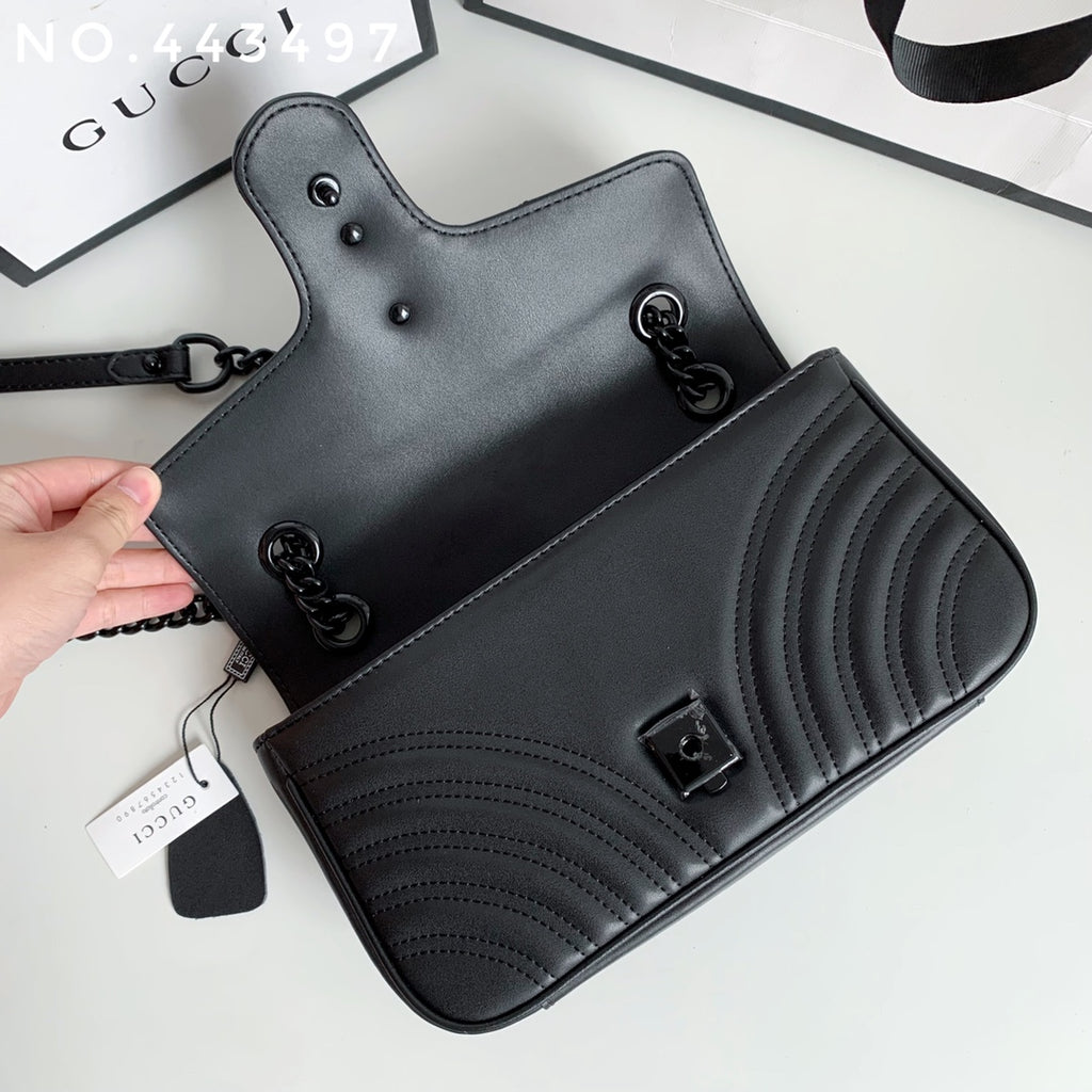 B1P36B69 Popular leather bag