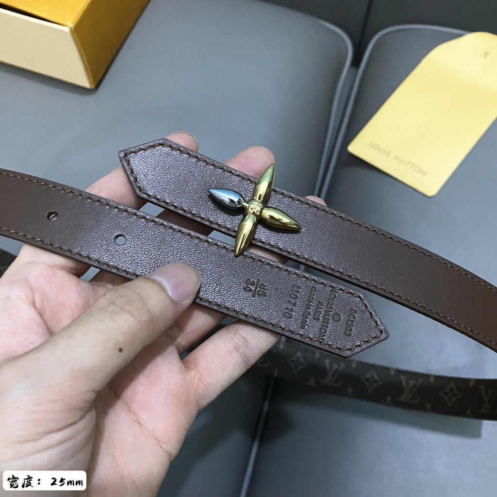 P1Q64E51 Popular  High quality belt With full package