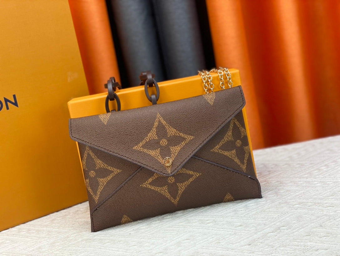 B1P46E27 Popular leather bag（three-piece）