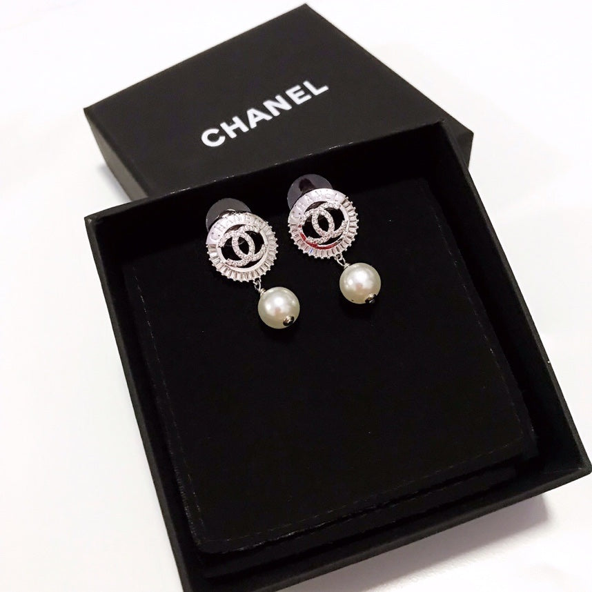 X1Z94C792E Popular Earrings