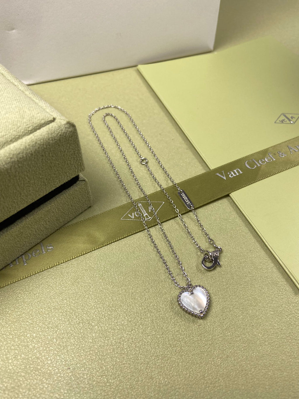 X5X94VA191K  Popular     high quality bracelets,necklaces