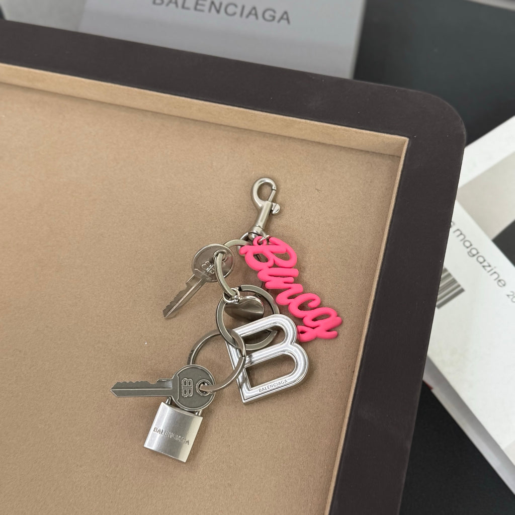 A1R46J39 Popular bag 's charms accessories