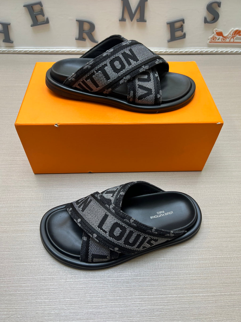Z5Z35E273 Popular Slippers