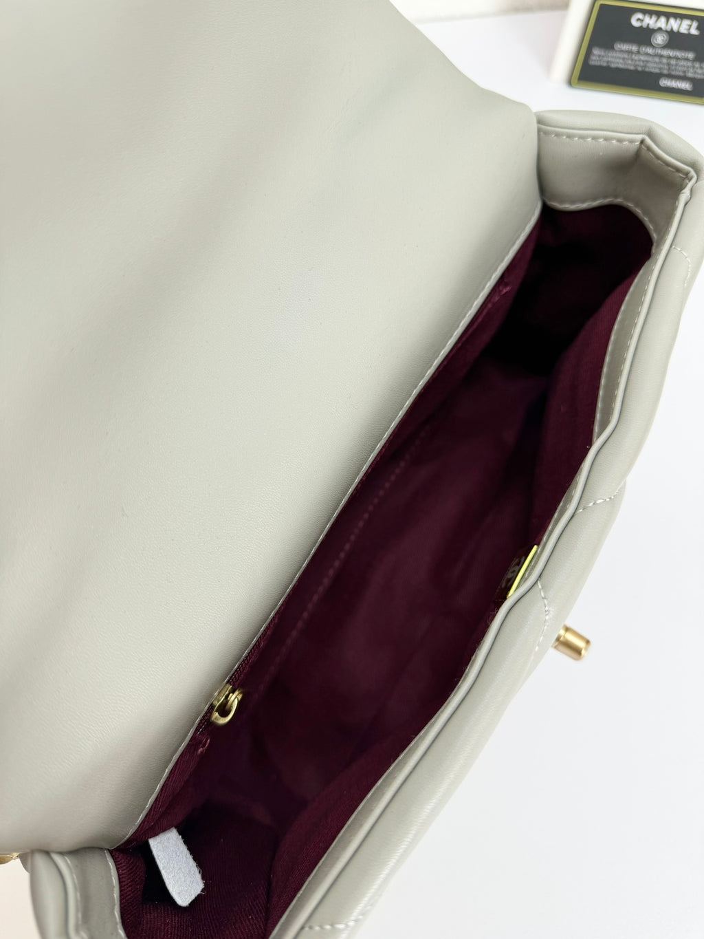 B1R25C85 Popular leather bag