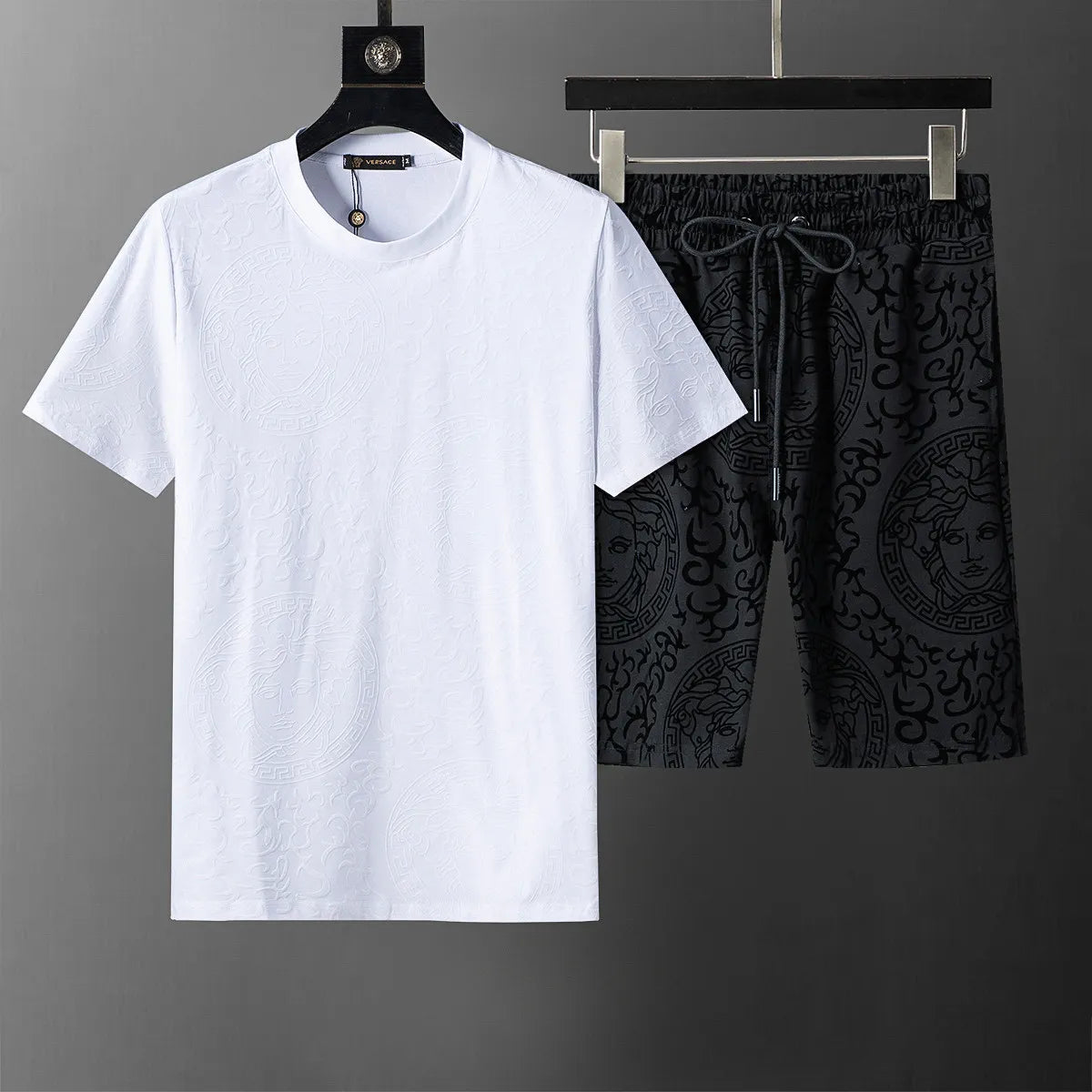 U1W35V114  Popular shirt and shorts set