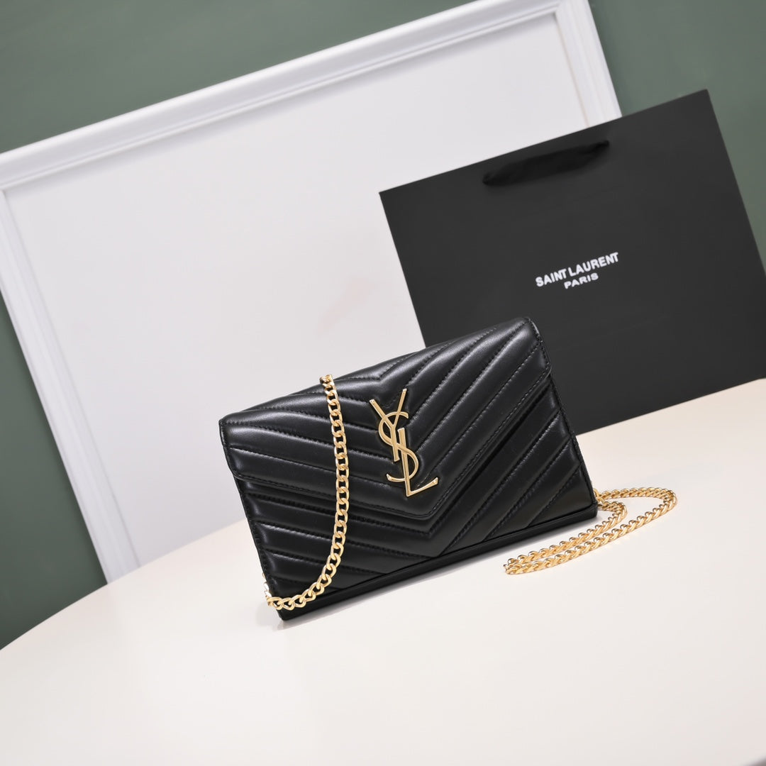 B1R56SL19 Popular leather bag