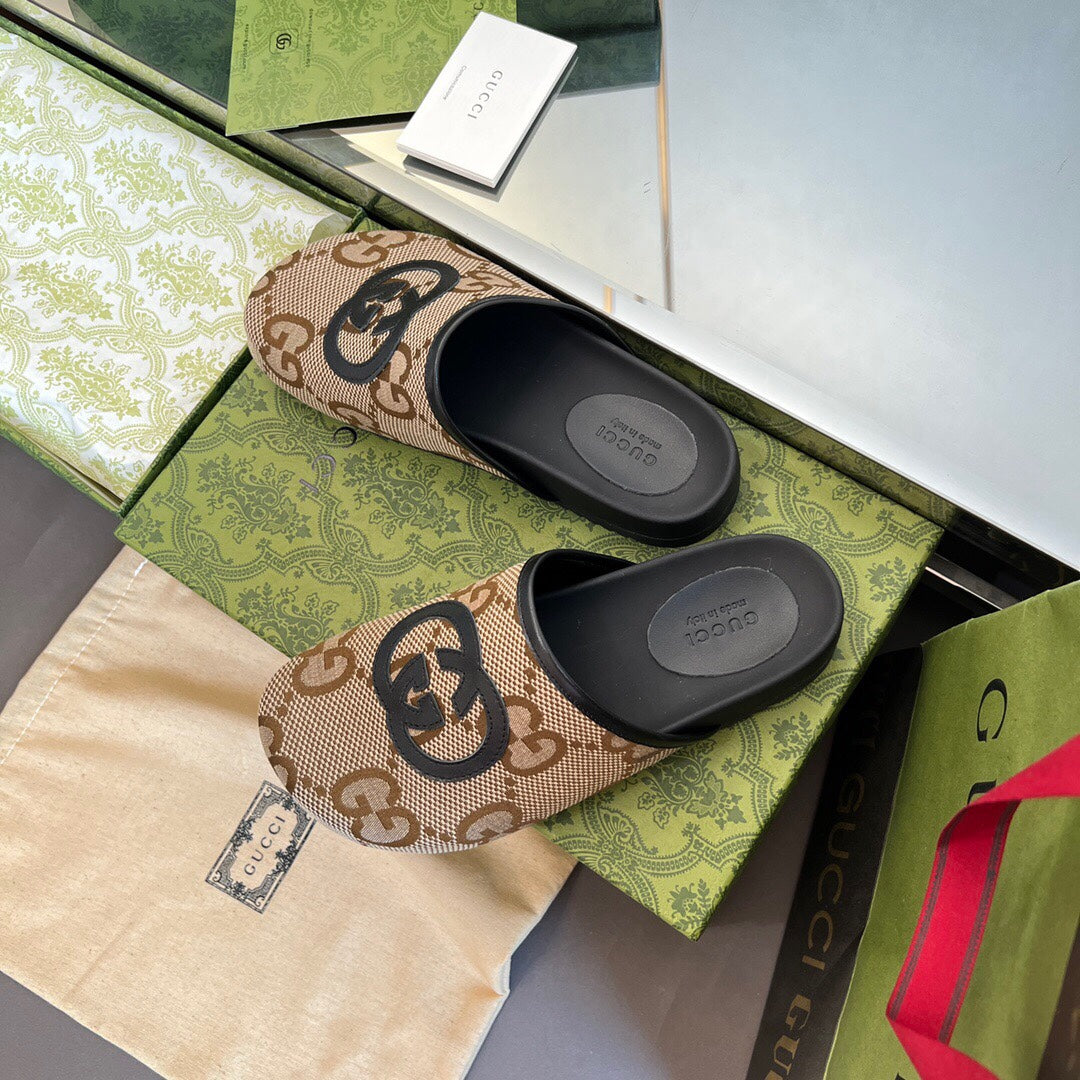 Z2YB26 Popular Slippers