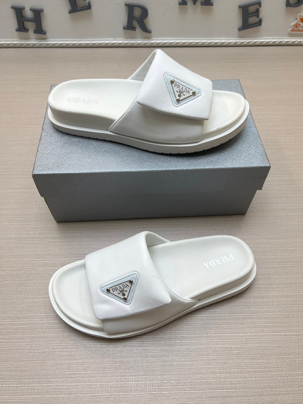 Z5ZPD5 Popular slippers