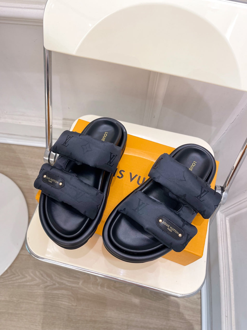 Z1Q105E351 Popular Shoes