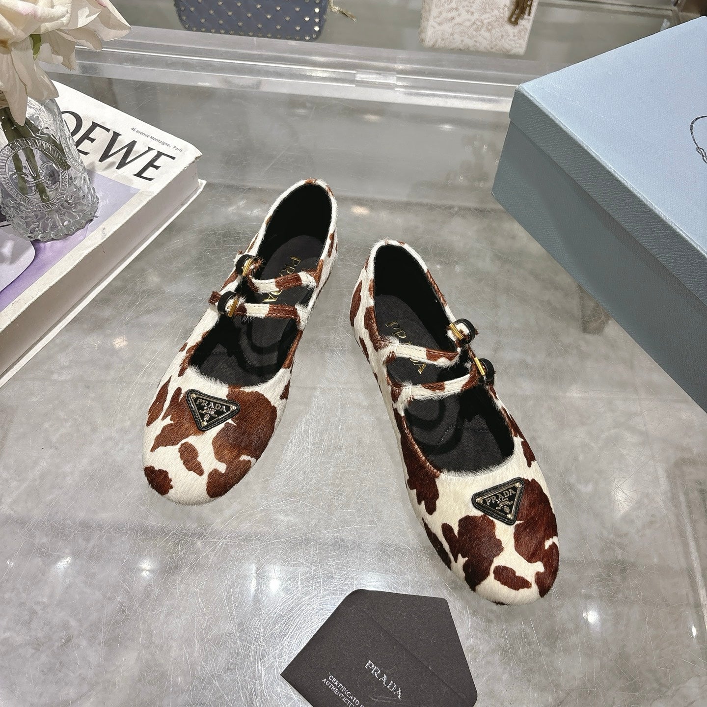 Z2Q95P114 Popular high-quality Shoes