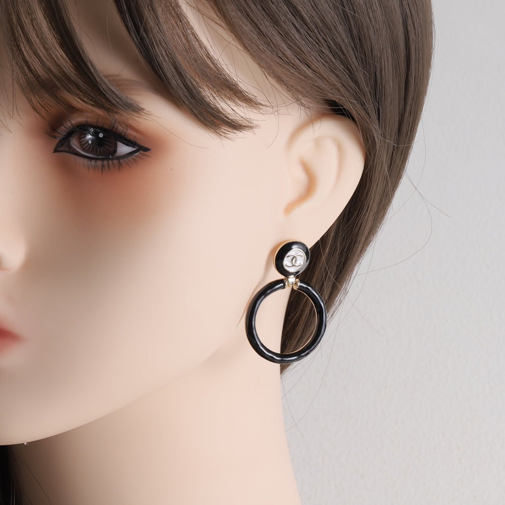 X1Z54C307E Popular Earrings