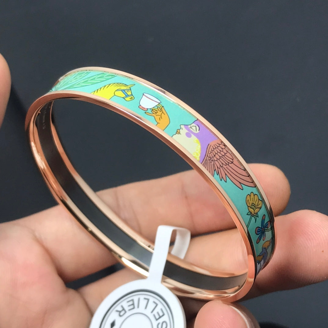 X1Q85H89K  Popular B Bracelets