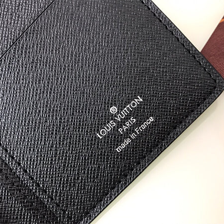B1P70E19 Popular  leather wallets