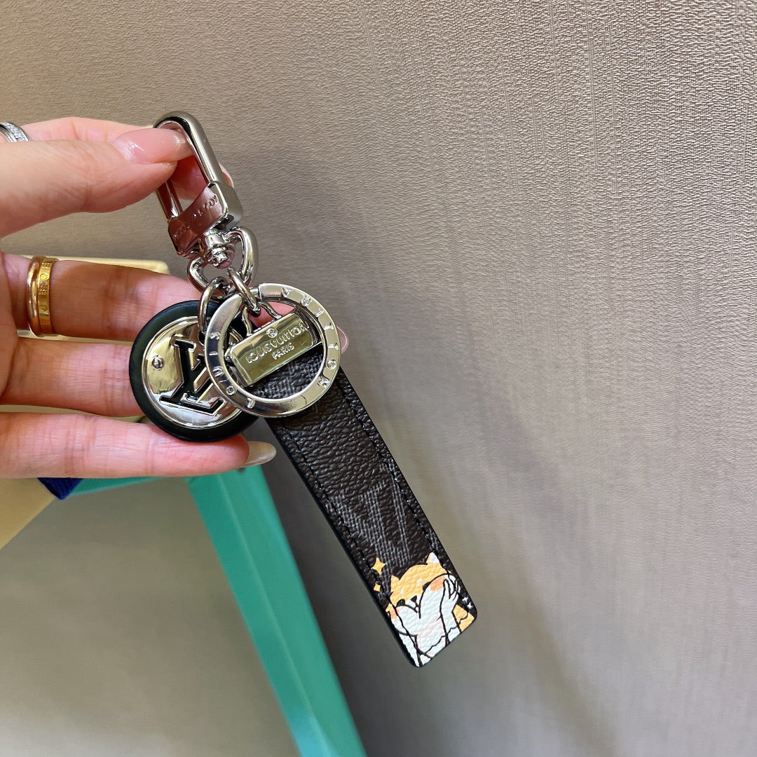 A1Q105E14 Popular bag 's charms accessories