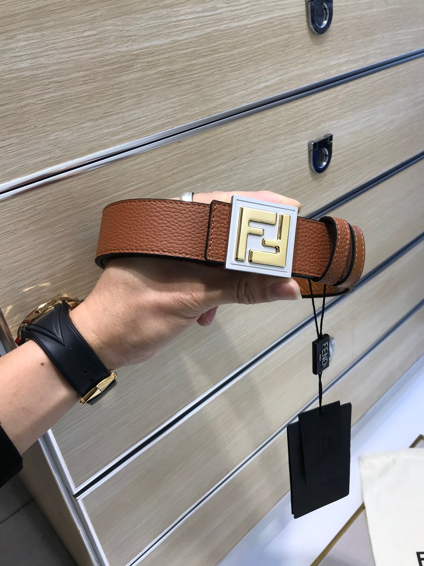 P1Q64F85 Popular  High quality belt With full package