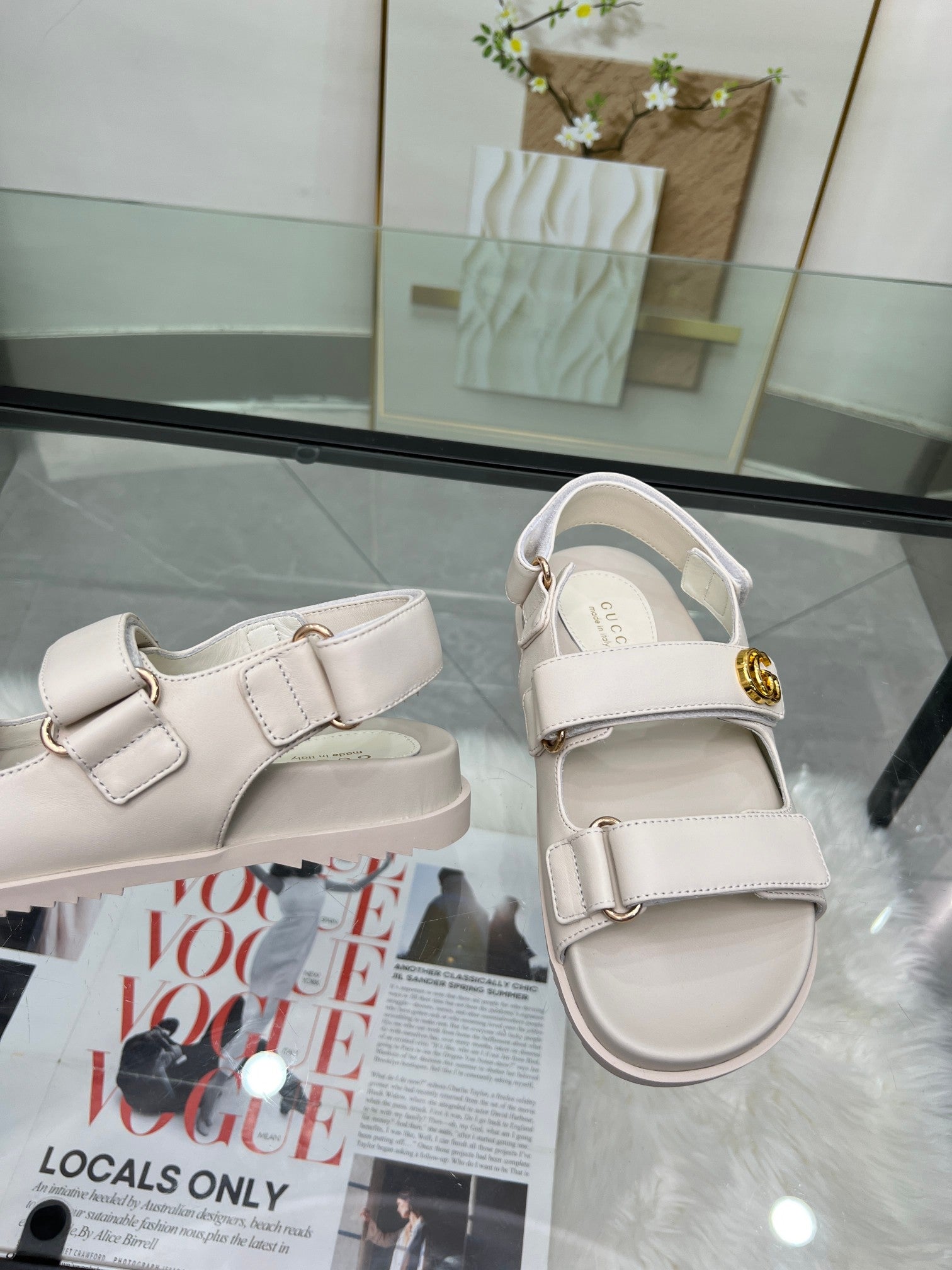 Z2R55B11 Popular high-quality shoes