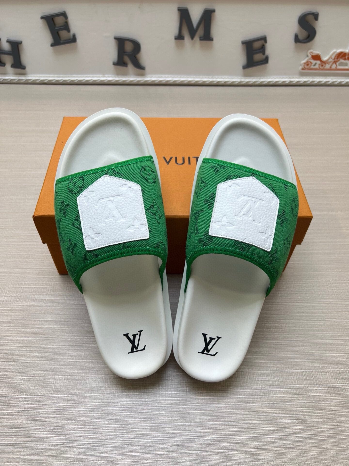 Z5WE252 Popular Slippers