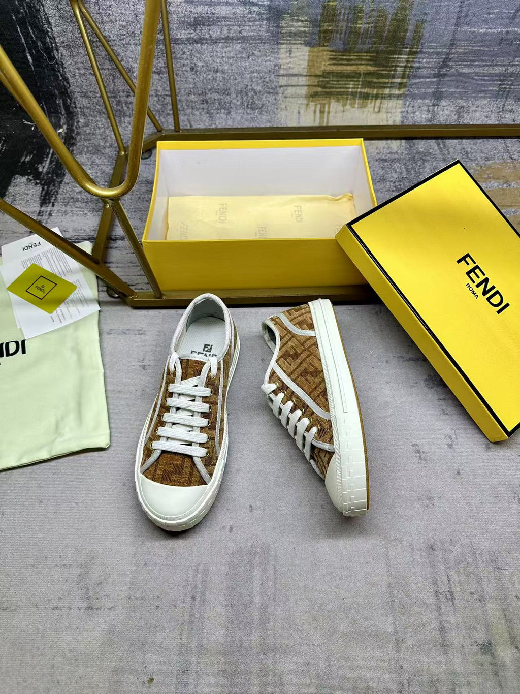 Z2Q105F186 Popular high-quality  shoes