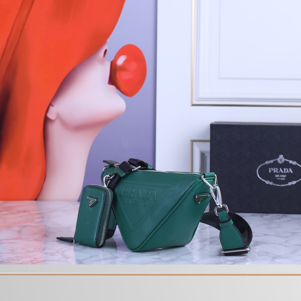 B1X43P82 Popular   leather bag 