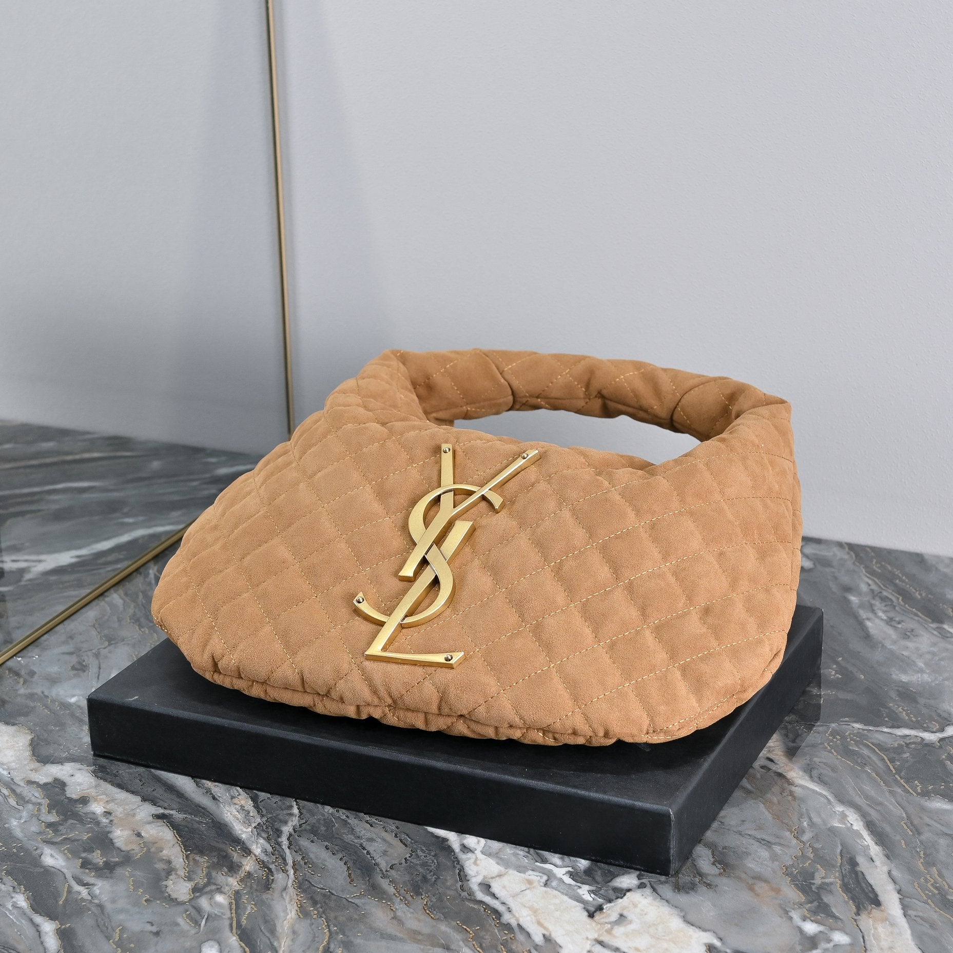 B1N36SL18 Popular  Purse
