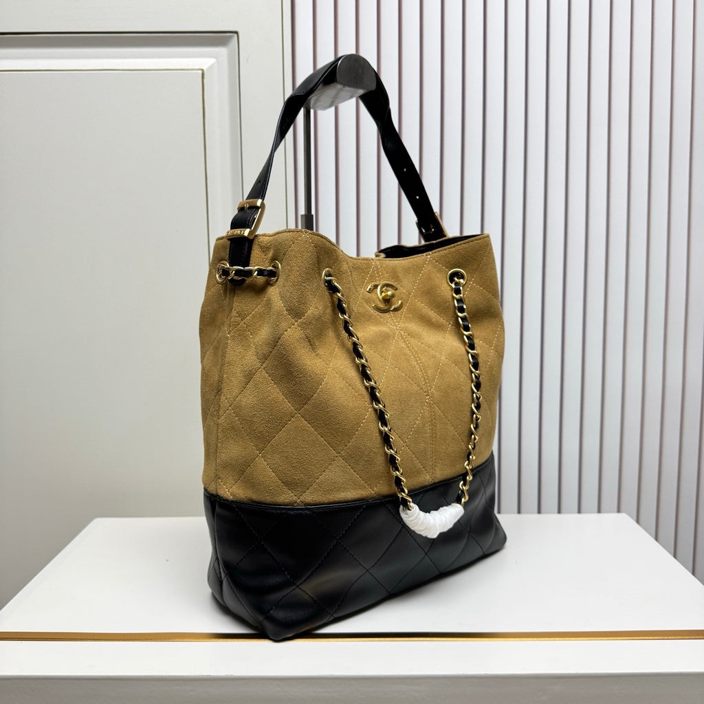 B1P46C19 Popular leather bag