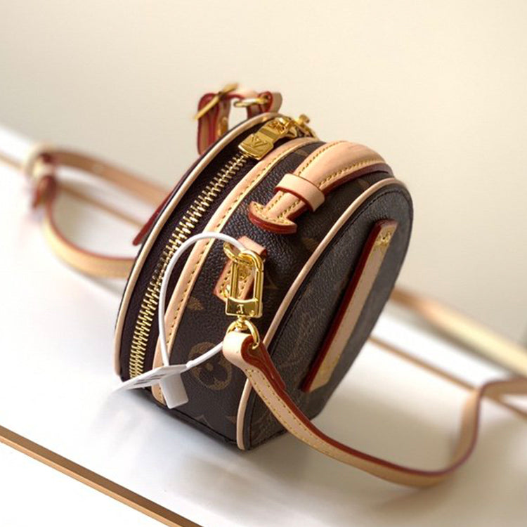 B1P20E17 Popular  leather bag 
