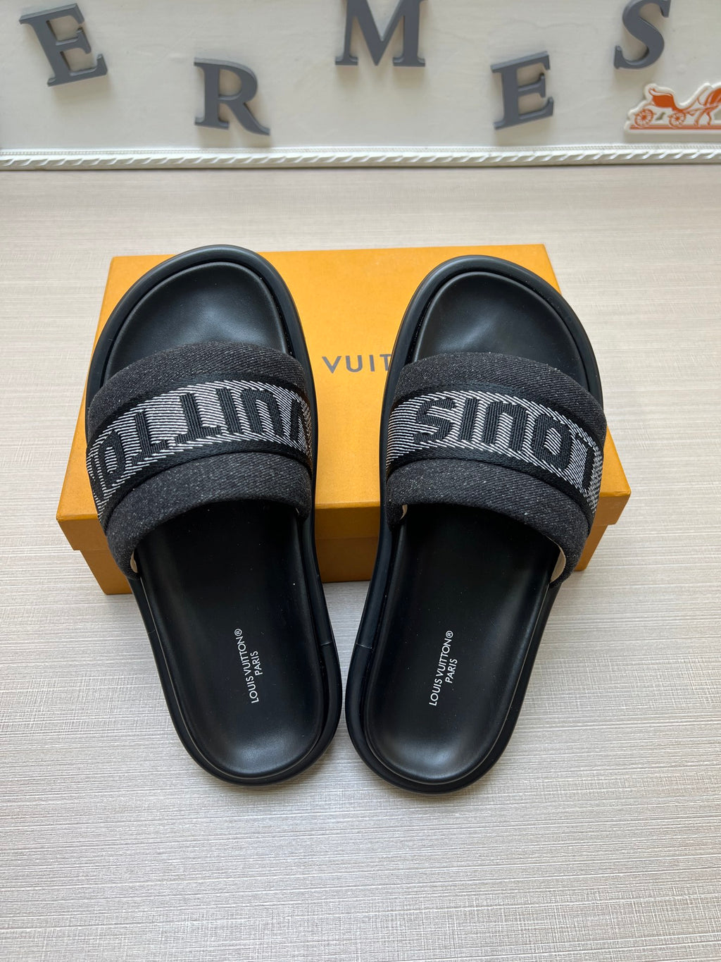 Z5Z35E300 Popular Slippers