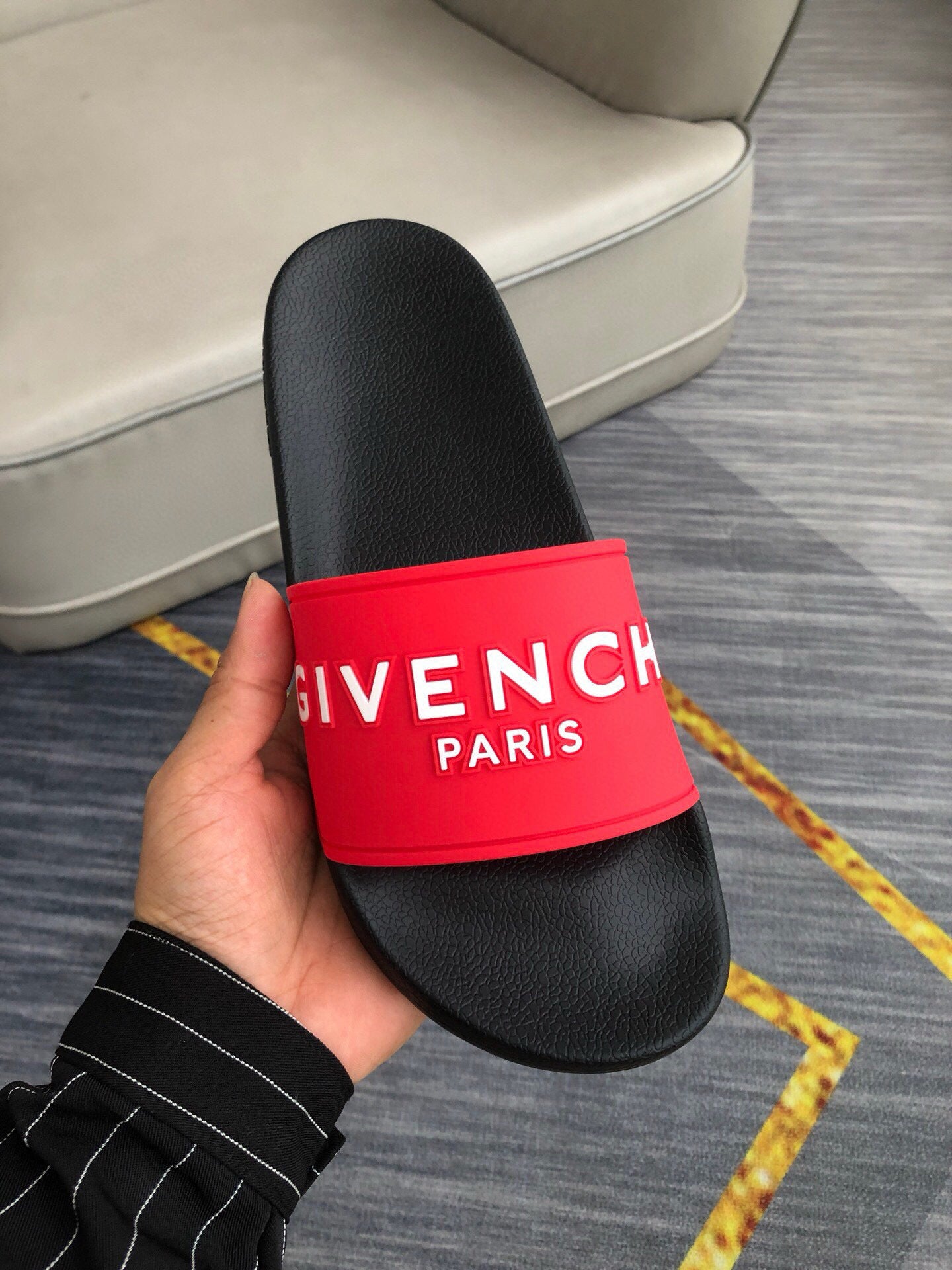Z5Z35GV265 Popular Slippers