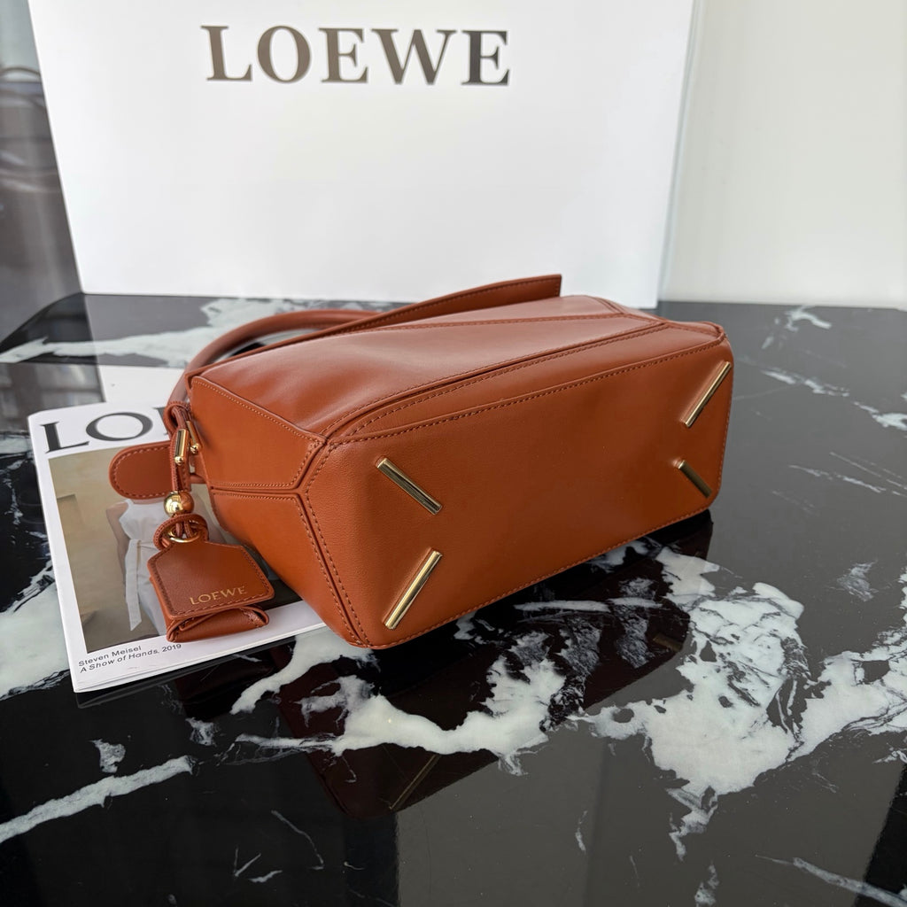 B1R66A16 Popular leather bag