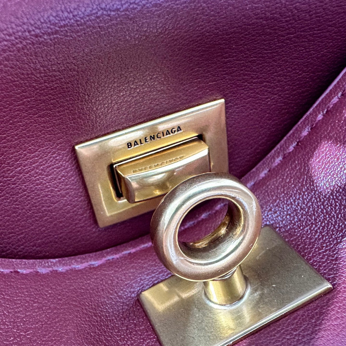 B1X56J30 Popular high-quality leather bag