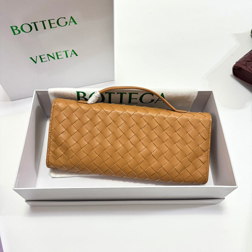 B1X44A380 Popular  leather bag 