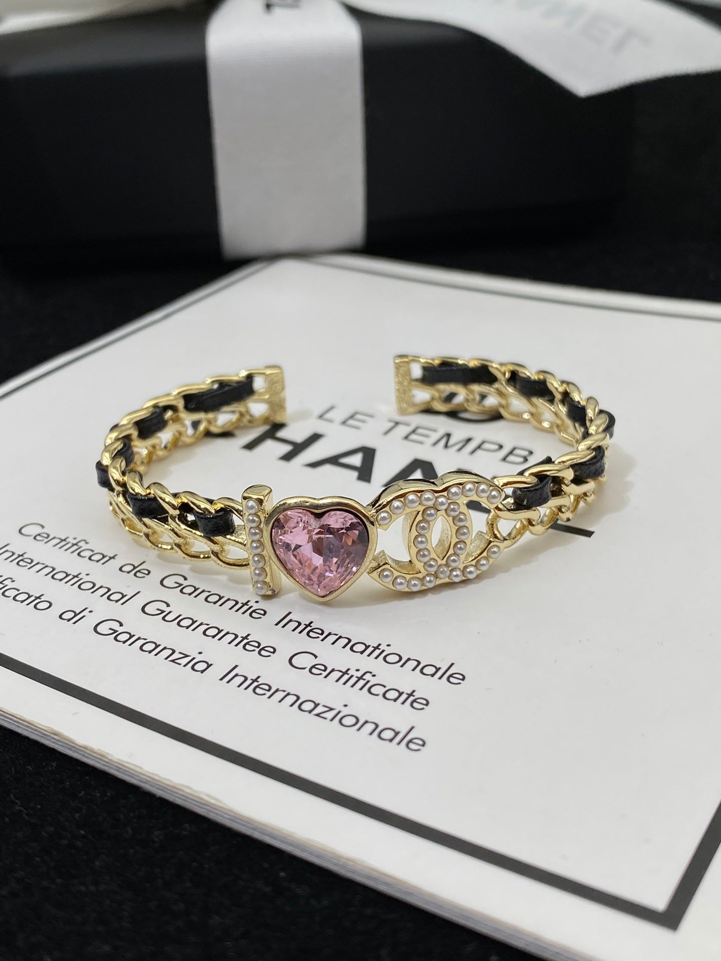 X1X23C300K  Popular Bracelets