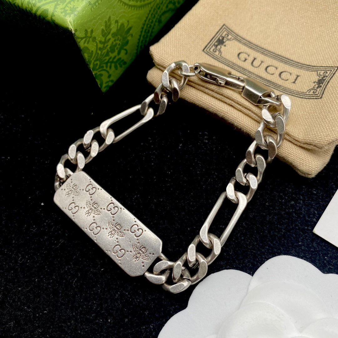 X1R75B46X Popular    Necklaces . Bracelets .