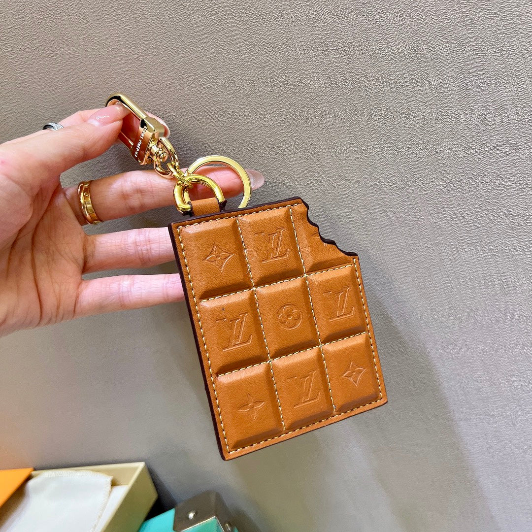 A1Z105E35 Popular bag 's charms accessories