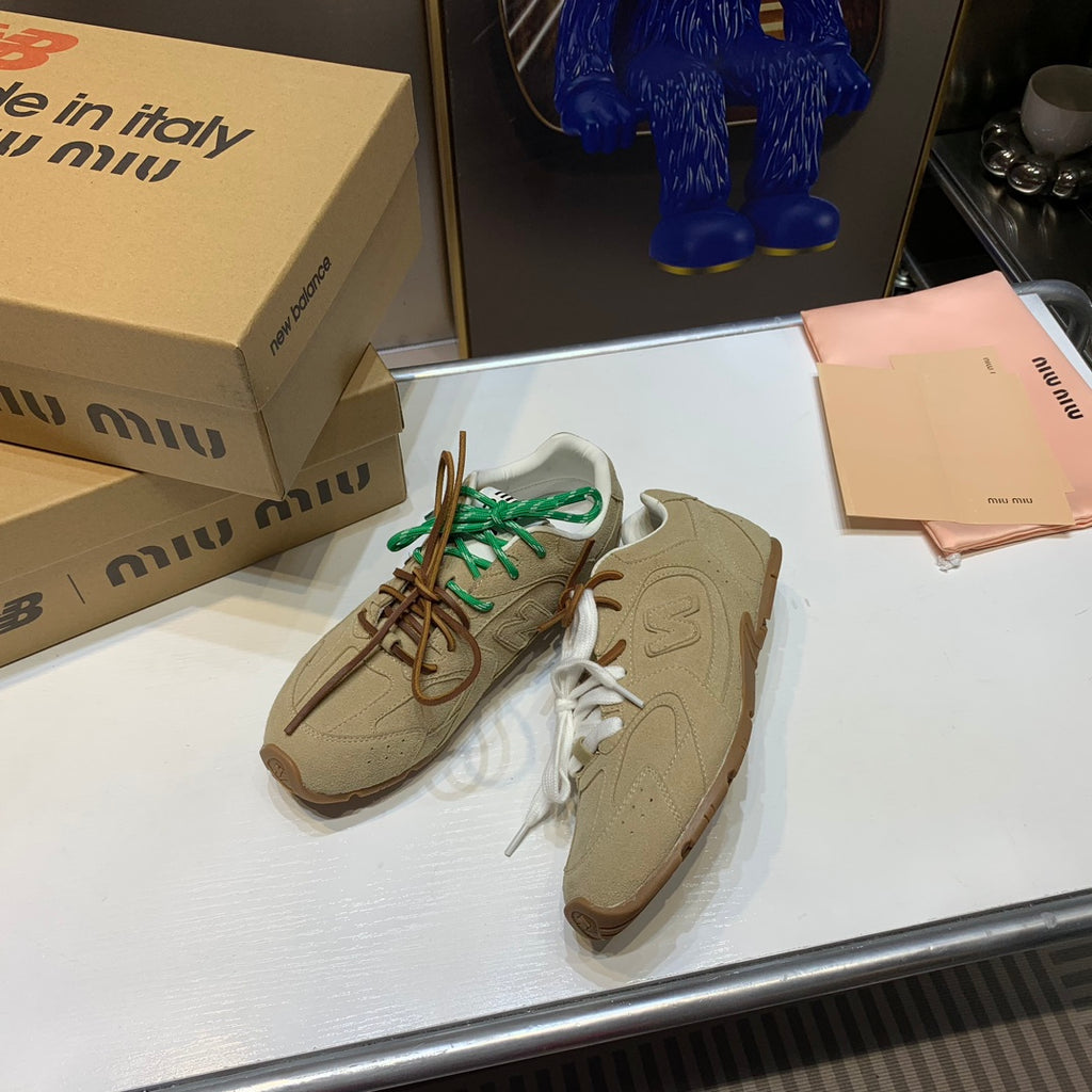 Z1P54A118 Popular shoes